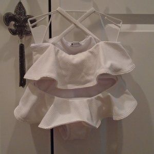 *EUC* all white 2pc ruffled suit CUTE!!!!!